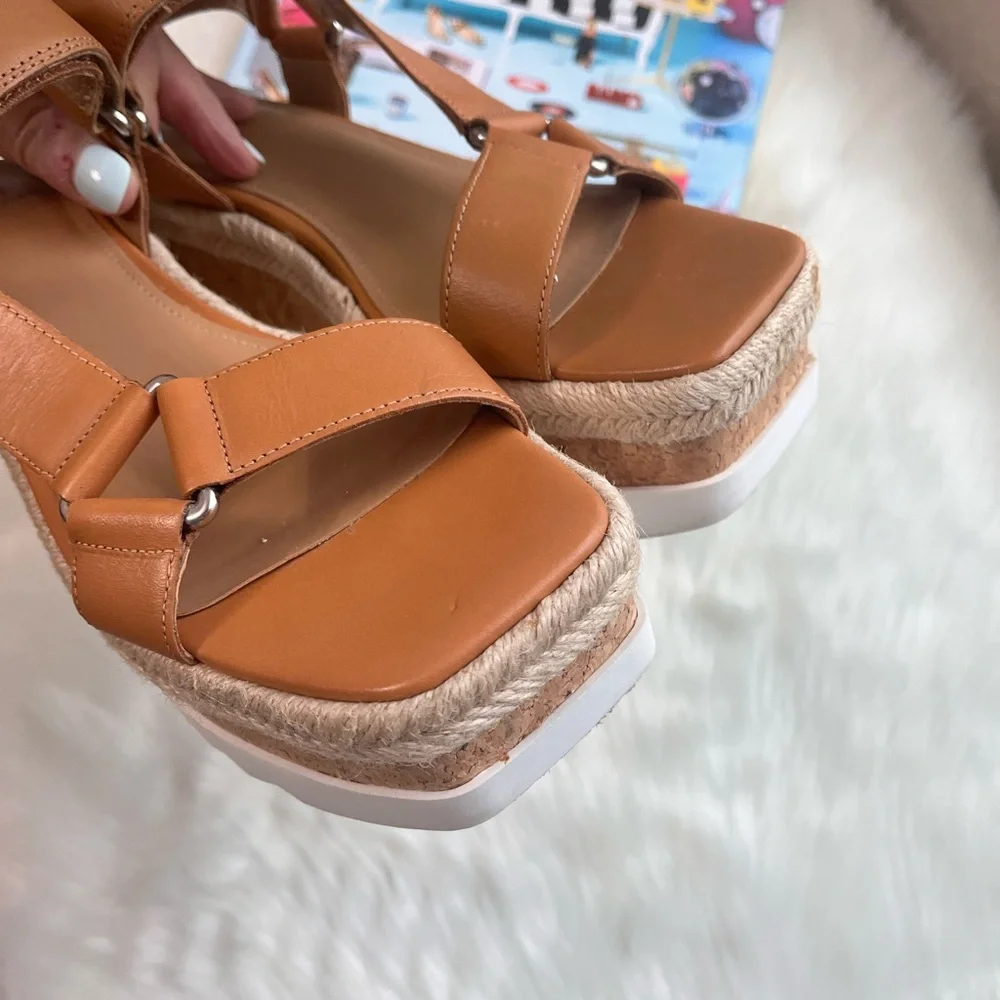 Marc Fisher Women's Tan Platform Sandals Size 7 1/2